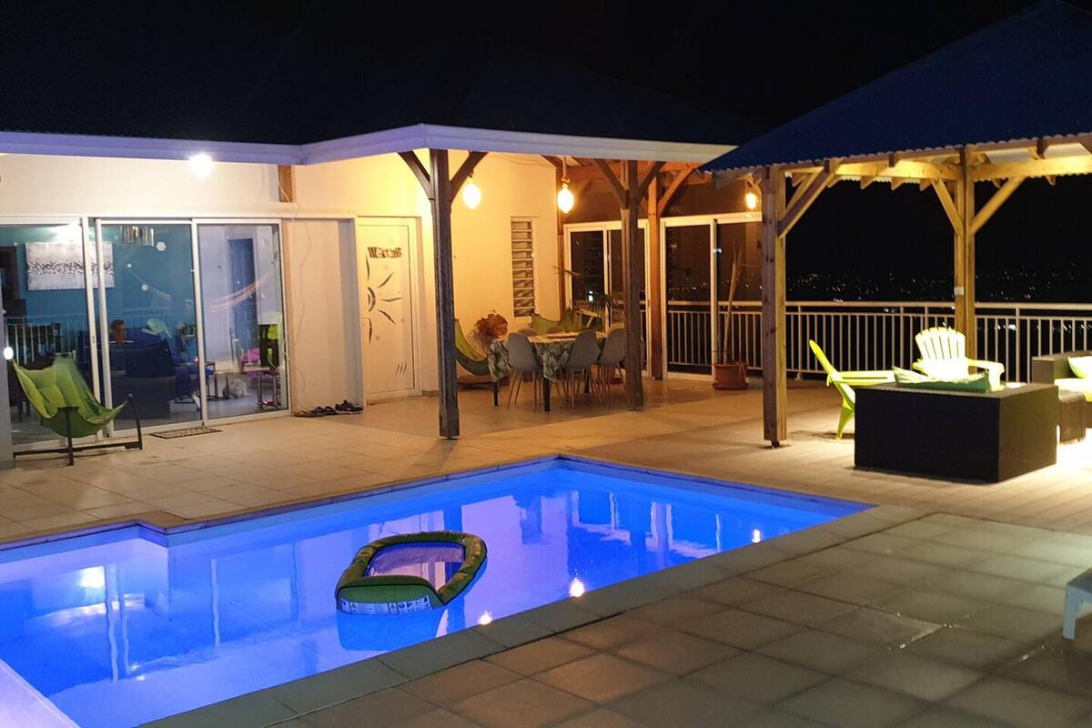 Villa avec piscine privée et vue mer au Diamant, Martinique - Photo 23