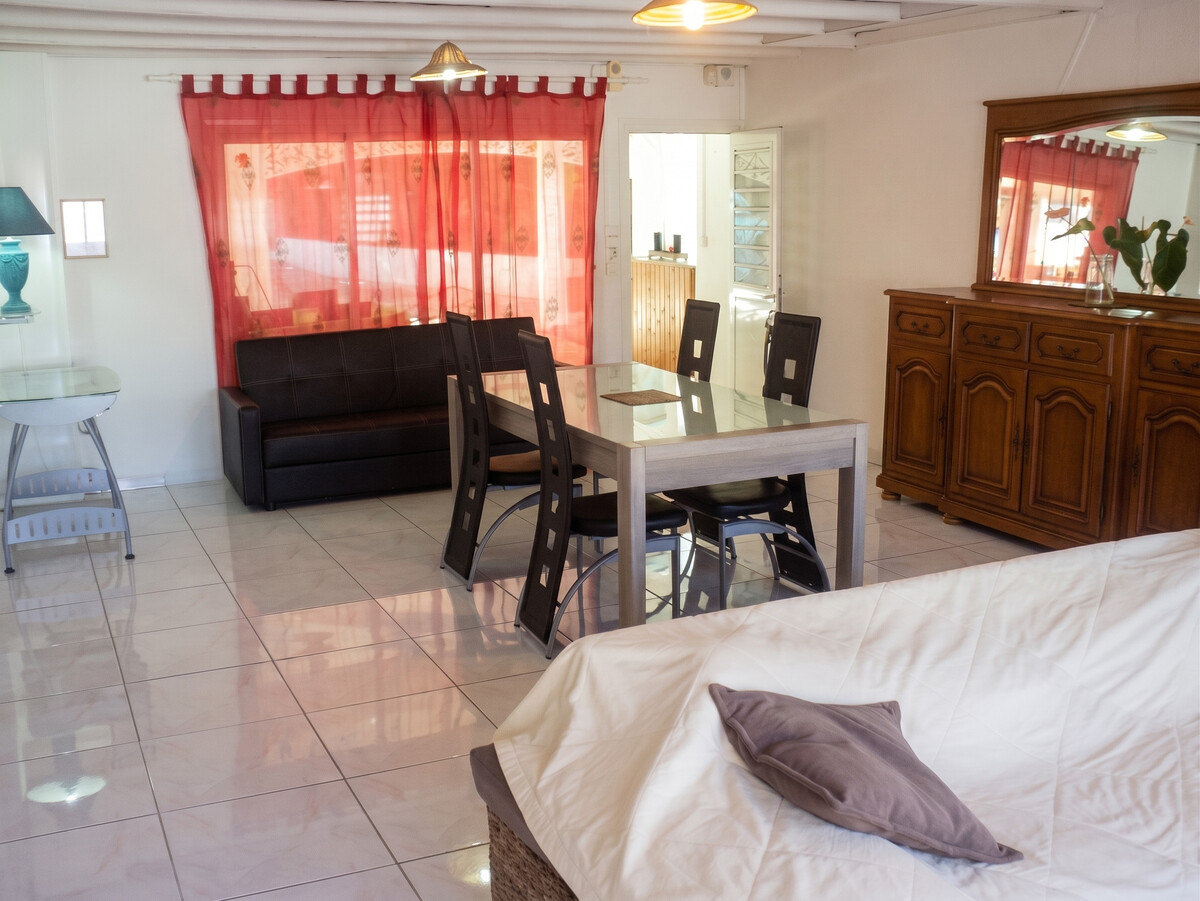 Appartement avec jacuzzi et piscine partagée à Bois de Nèfles, Saint-Paul - Photo 4