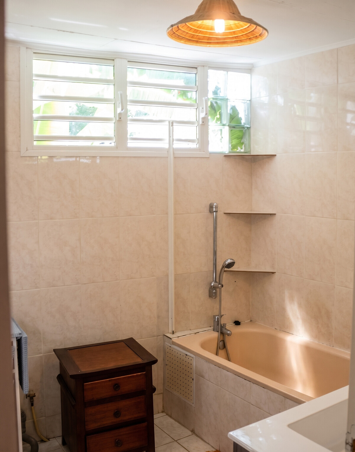 Appartement avec jacuzzi et piscine partagée à Bois de Nèfles, Saint-Paul - Photo 11