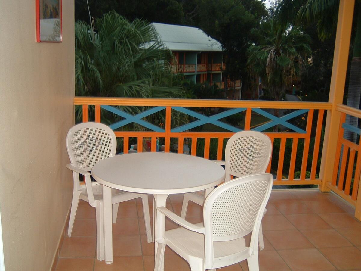 Studio 25 m² avec terrasse et jardin à Sainte-Anne - Photo 9