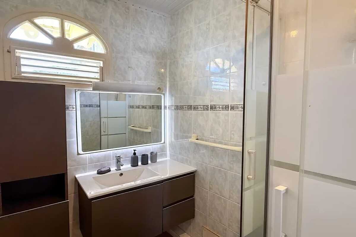 Maison avec vue mer et terrasse privée aux Trois-Îlets - Photo 11