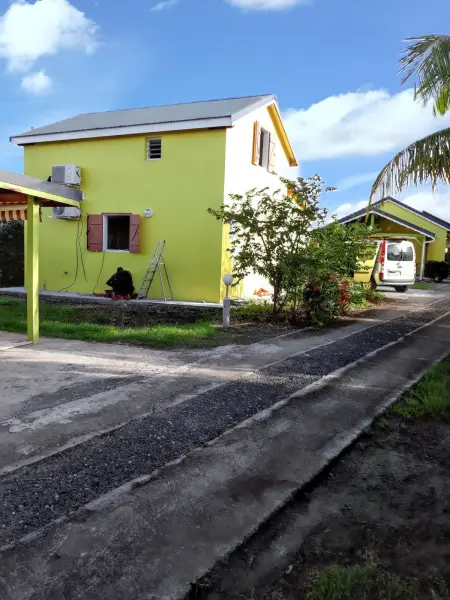 Maison avec piscine partagée et jardin clos à Saint-François, Guadeloupe : photo 15