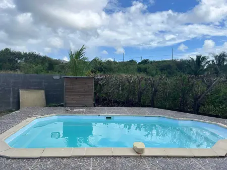 Location villa à Le moule, Villa confortable à Le Moule avec piscine privée