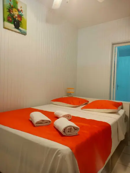 Appartement spacieux à Sainte-Anne avec piscine partagée. - Photo 11