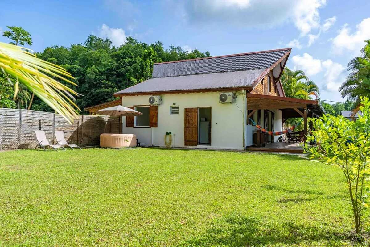 Maison 70 m² avec jacuzzi aux Abymes, 6 personnes - Photo 2