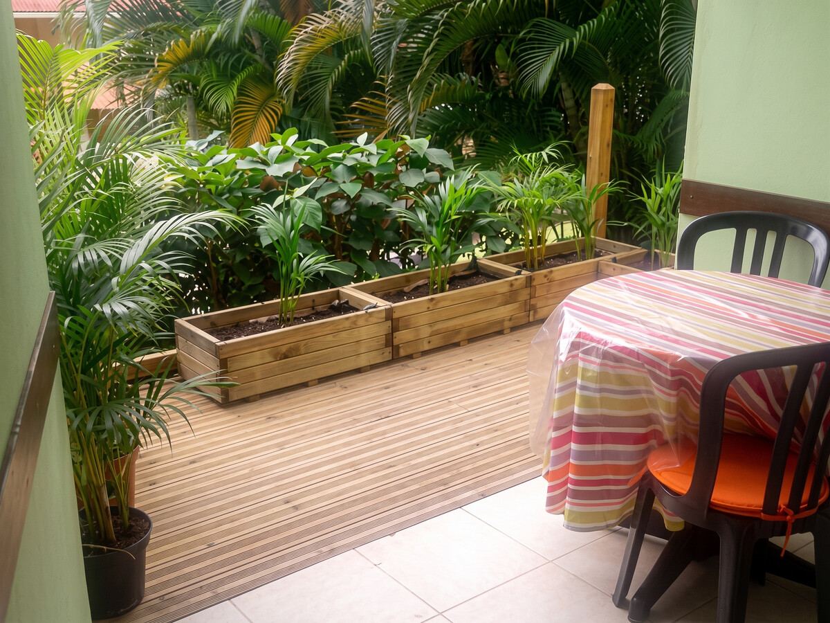 Studio 25 m² à Sainte-Anne, terrasse et piscine partagée - Photo 4