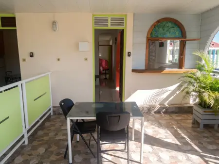 Appartement 35 m² avec terrasse et parking au Gosier : photo 3