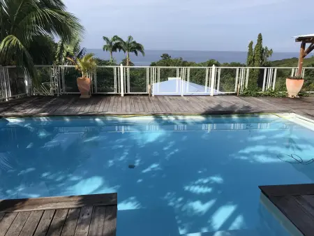 Appartement vue mer avec piscine partagée à Pointe-Noire, 51 m² : photo 12