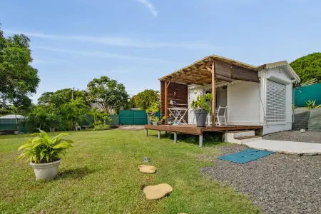 Bungalow charmant à Petit Bourg avec piscine partagée - Photo 7