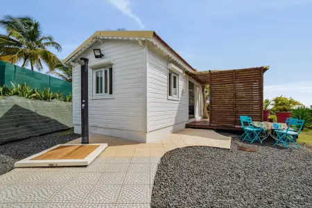 Bungalow charmant à Petit Bourg avec piscine partagée - Photo 8