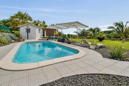 Bungalow charmant à Petit Bourg avec piscine partagée - Photo 12