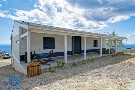 Villa avec piscine privée, vue mer et montagne au Carbet : photo 18