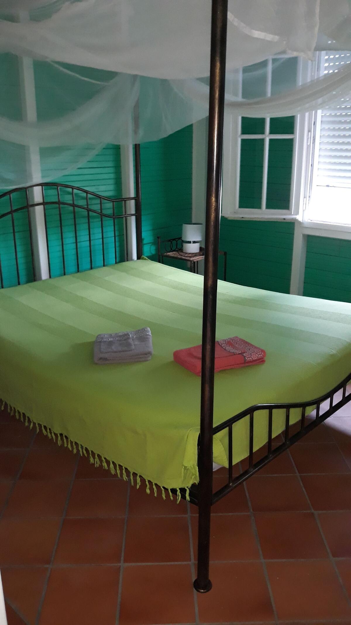 Maison 2 chambres avec jardin clôturé à Gros-Morne - Photo 12