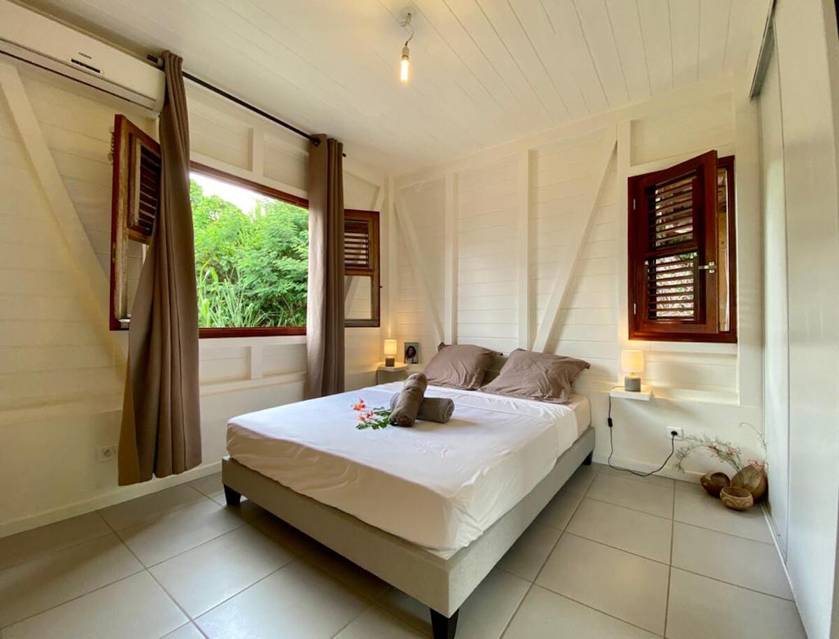 Villa 4 pers. piscine privée sans vis-à-vis à Case-Pilote - Photo 3