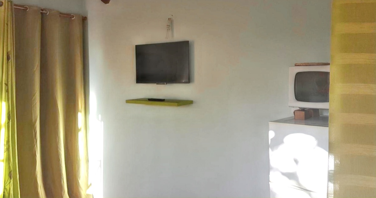 Bungalow 36 m² avec jardin clos et piste de pétanque - Photo 10
