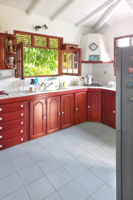 Location maison à Saint Claude, Maison en bord de mer à Saint-Claude avec jardin et vue imprenable