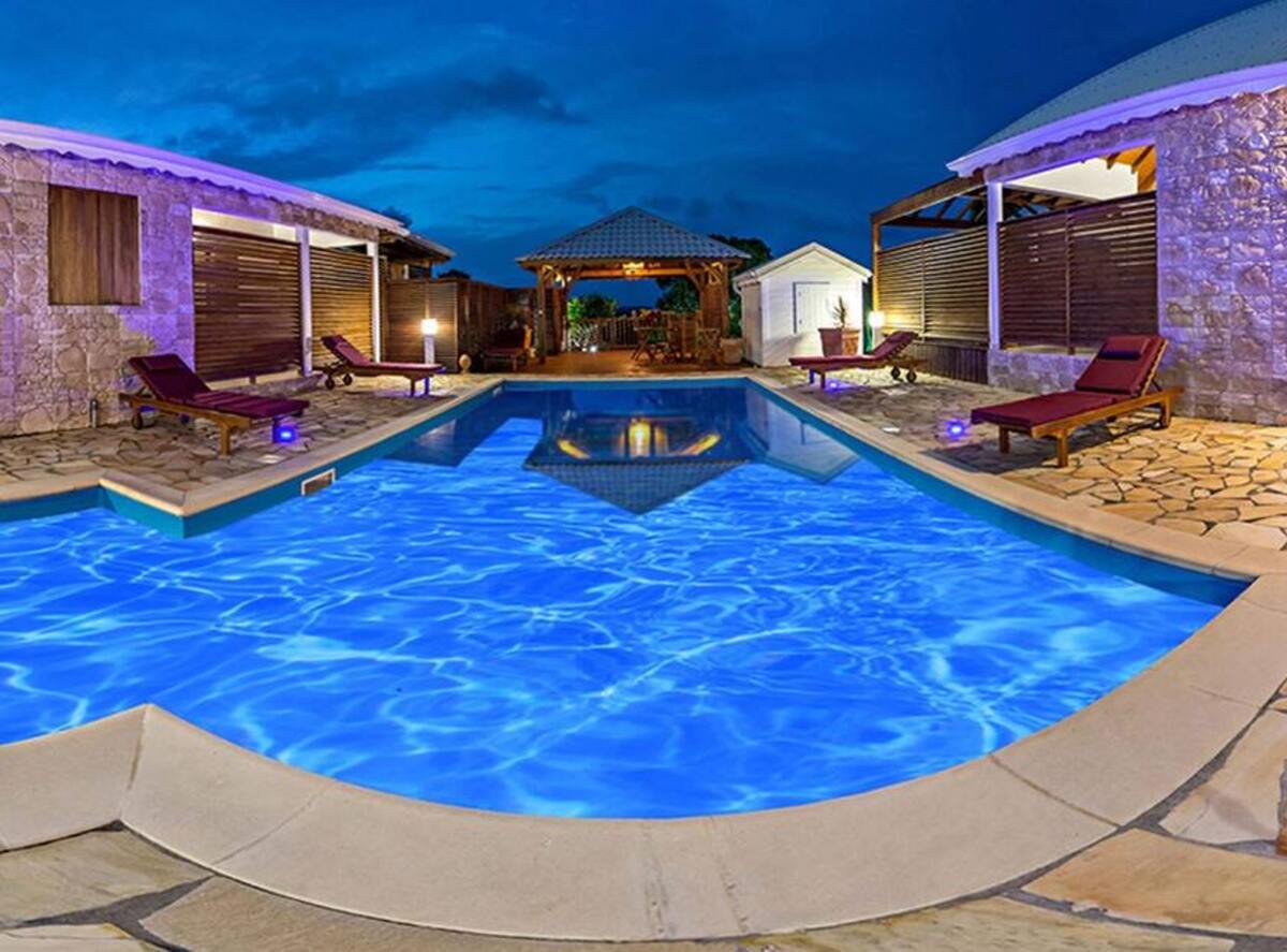 Maison 8 personnes avec piscine et jacuzzi à Anse-Bertrand - Photo 1