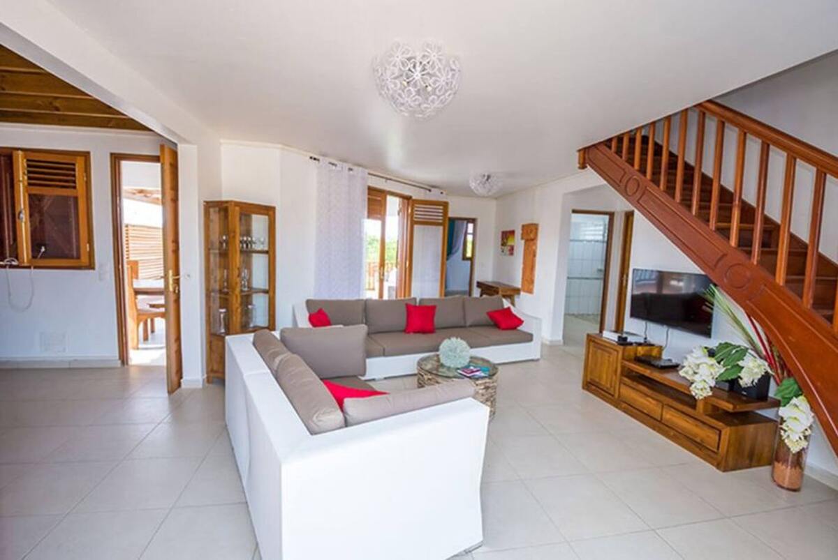 Maison 8 personnes avec piscine et jacuzzi à Anse-Bertrand - Photo 2