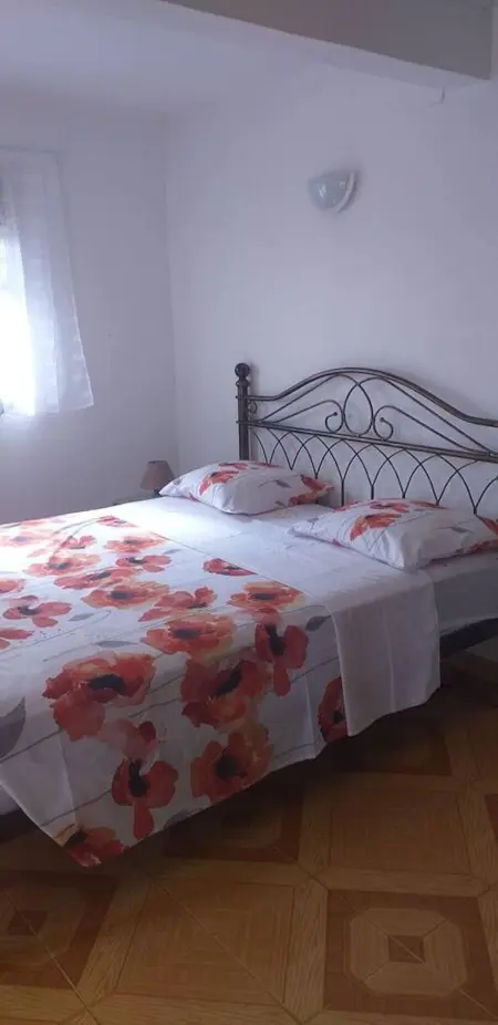 Appartement 2 chambres avec jardin semi-enclos au Robert, Martinique : photo 3