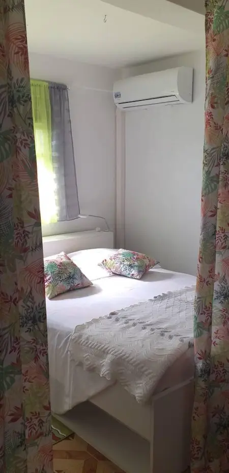 Appartement 2 chambres avec jardin semi-enclos au Robert, Martinique : photo 10