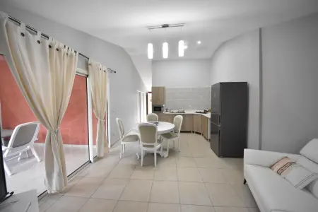 Maison de charme à Sainte-Anne avec piscine partagée - Photo 9