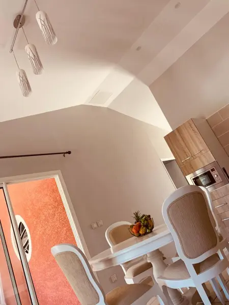 Maison de charme à Sainte-Anne avec piscine partagée - Photo 14
