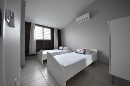 Maison de charme à Sainte-Anne avec piscine partagée - Photo 17