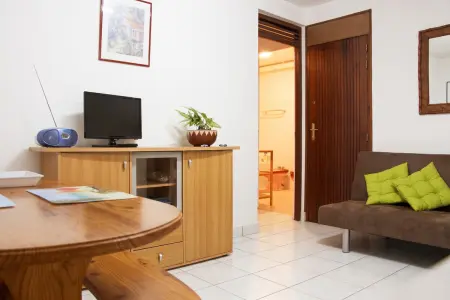 Appartement 40 m² avec jardin et terrasse à Baie-Mahault : photo 2