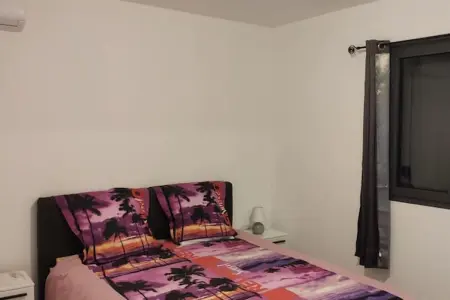 Appartement 44 m² avec jardin clôturé et vue montagne à Saint-Pierre : photo 4