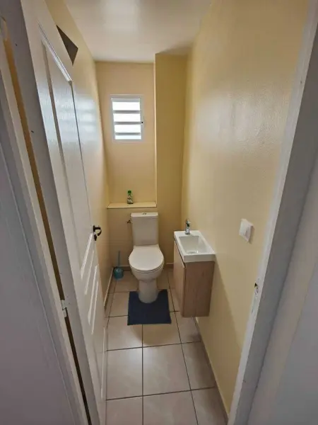 Appartement Moderne à Sainte-Anne avec Piscine Partagée / 80 m² - Photo 12