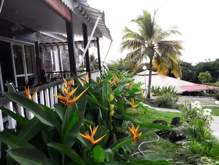 Charmant bungalow à Bouillante avec vue sur la mer - Photo 27
