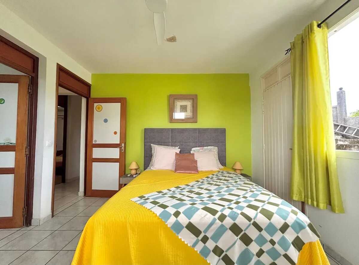 Maison 75 m² avec jardin clos et terrasse à Sainte-Anne - Photo 3