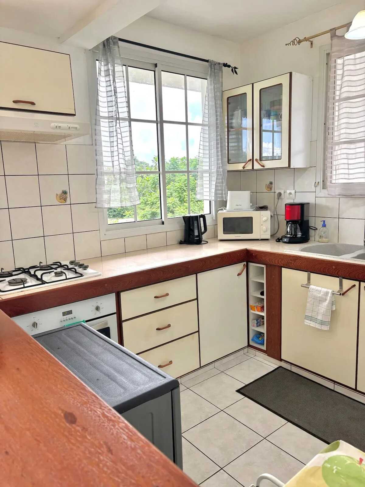 Maison 75 m² avec jardin clos et terrasse à Sainte-Anne - Photo 9
