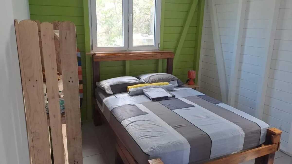 Bungalow 6 pers. Anse-Bertrand, vue mer et terrasse - Photo 3