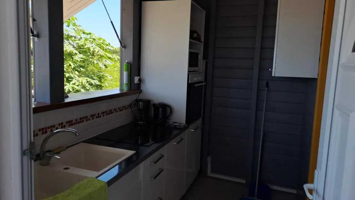 Bungalow 6 pers. Anse-Bertrand, vue mer et terrasse - Photo 10