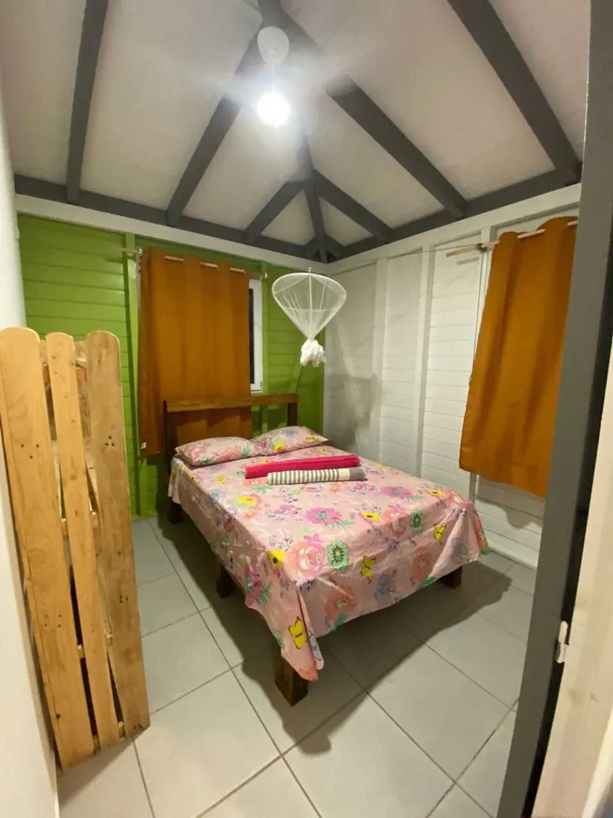 Bungalow 6 pers. Anse-Bertrand, vue mer et terrasse - Photo 23