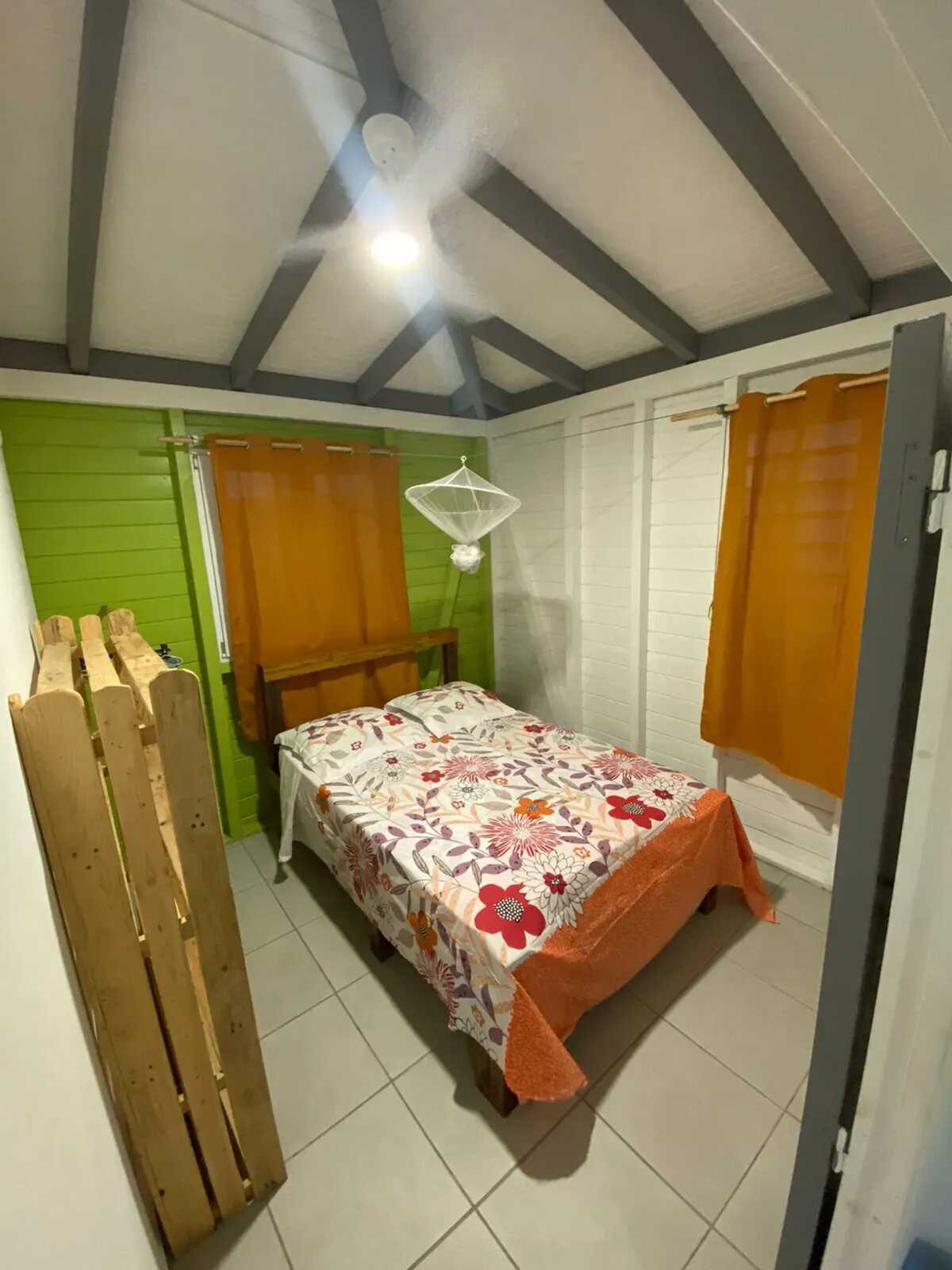Bungalow 6 pers. Anse-Bertrand, vue mer et terrasse - Photo 41