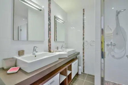 Villa de luxe à Saint-François avec piscine privée et vue mer. - Photo 10