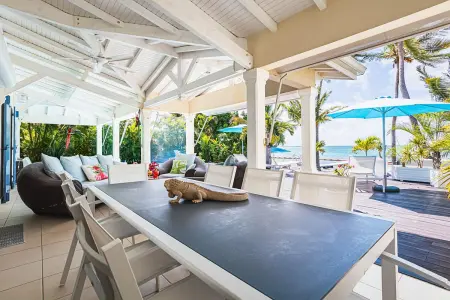 Villa de luxe à Saint-François avec piscine privée et vue mer. - Photo 25
