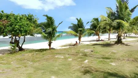 Location maison à Anse Bertrand, Maison accueillante à Anse-Bertrand avec jardin privé 70 m²