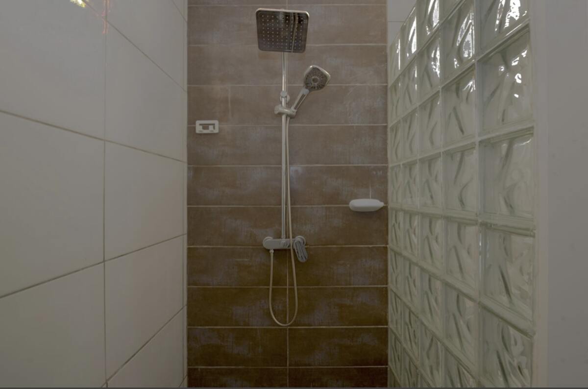 Appartement 30 m² terrasse vue montagnes, piscine - Photo 7