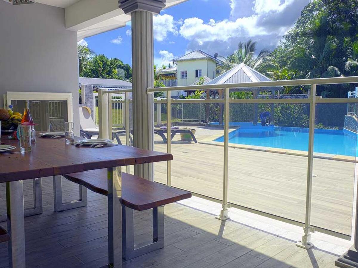 Appartement 97 m² piscine et jacuzzi à Lamentin - Photo 1