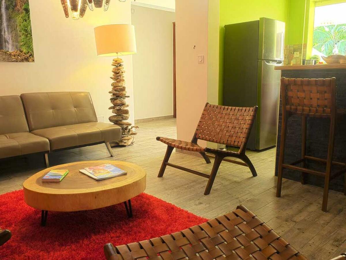 Appartement 97 m² piscine et jacuzzi à Lamentin - Photo 2
