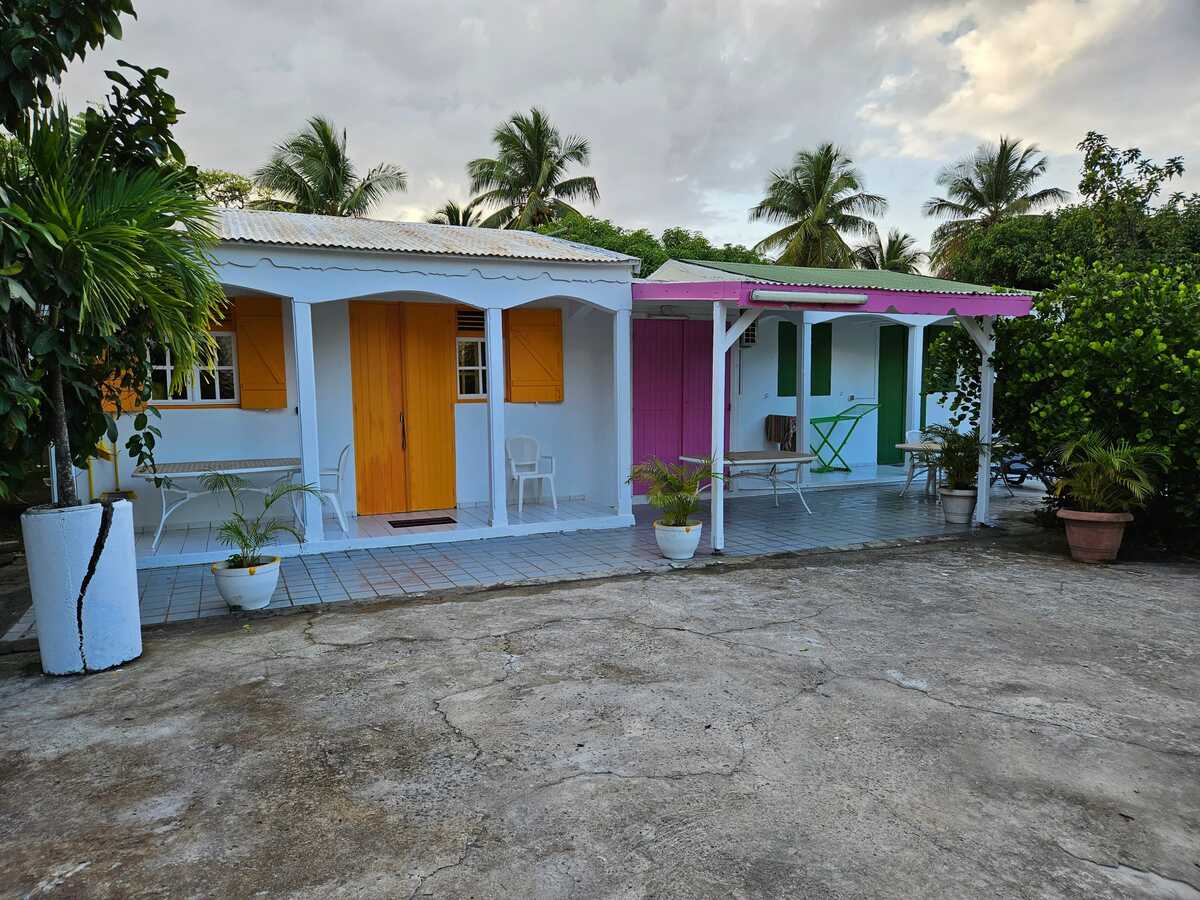 Bungalow 61 m² au Moule avec terrasse, jardin et barbecue - Photo 14