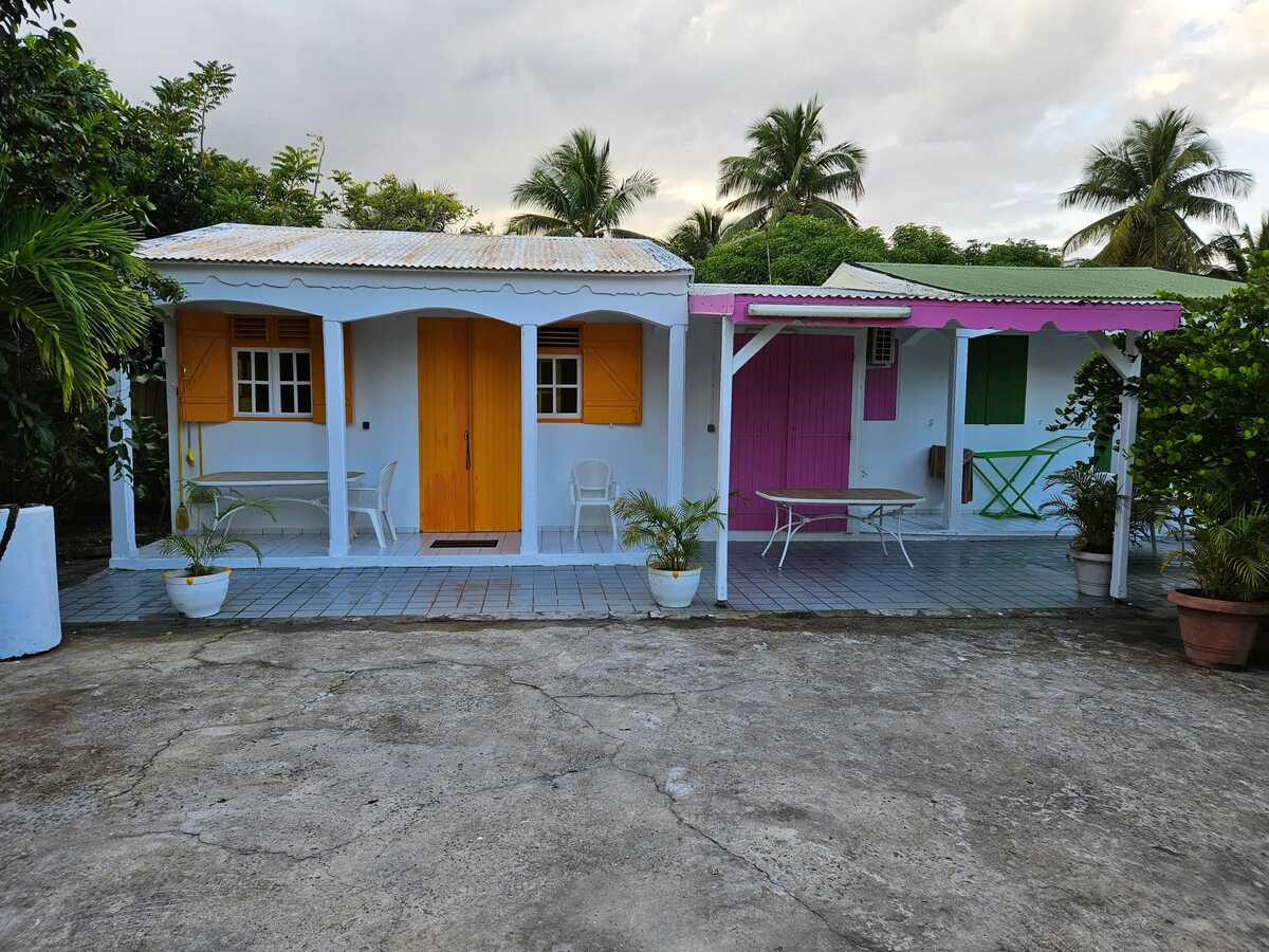 Bungalow 61 m² au Moule avec terrasse, jardin et barbecue - Photo 15