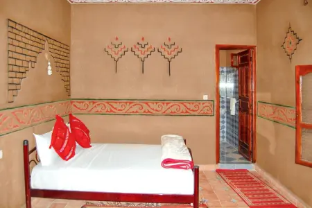 Maison de charme à Zagora avec piscine partagée pour 10 personnes : photo 5