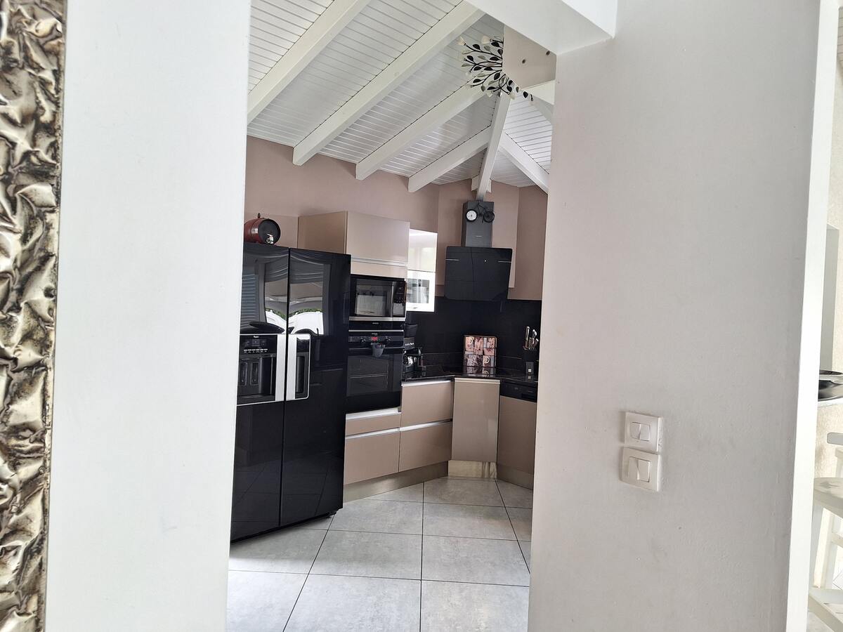 Villa 6 pers. Sainte-Anne : piscine privée & terrasse - Photo 9