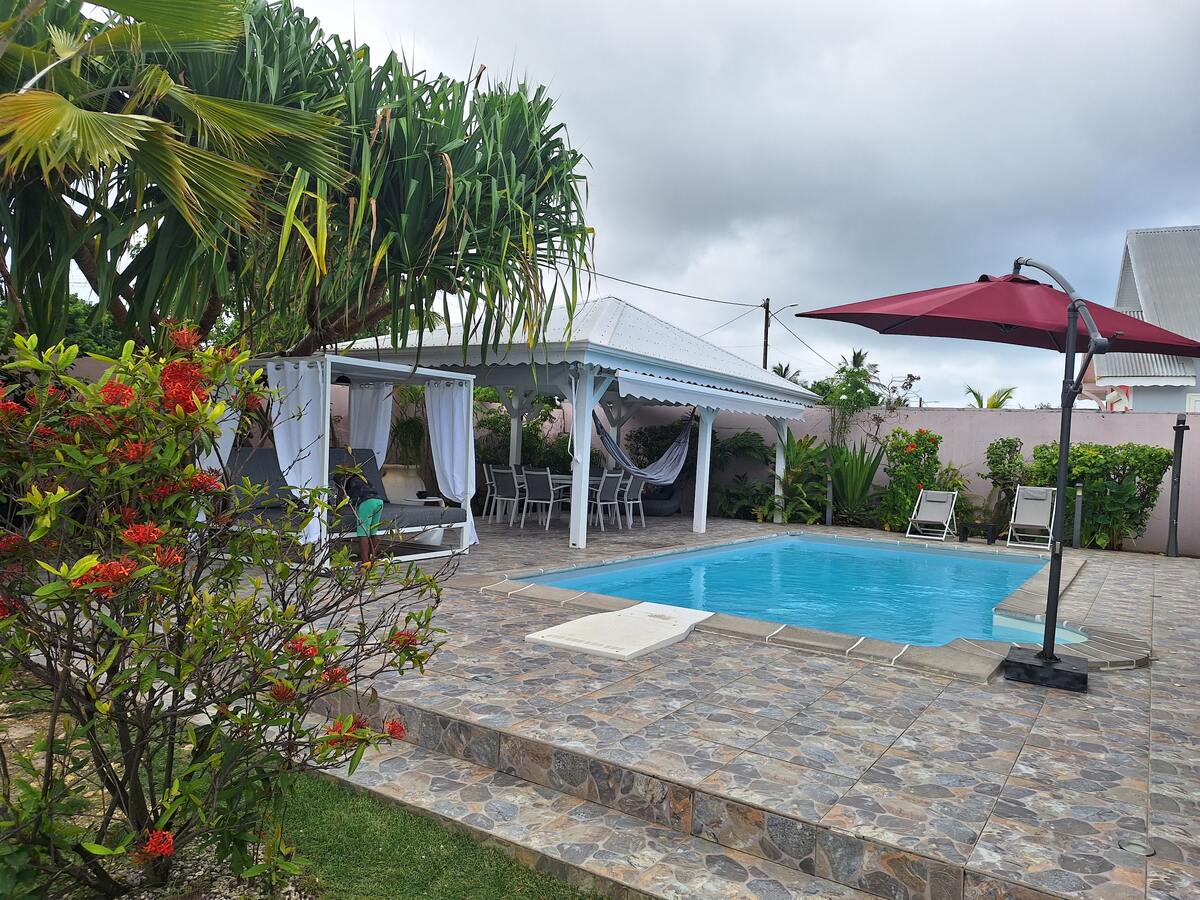 Villa 6 pers. Sainte-Anne : piscine privée & terrasse - Photo 10