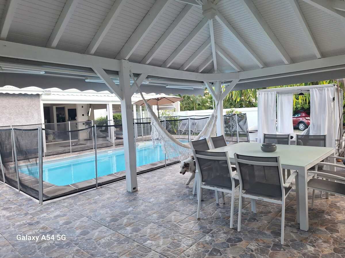 Villa 6 pers. Sainte-Anne : piscine privée & terrasse - Photo 19