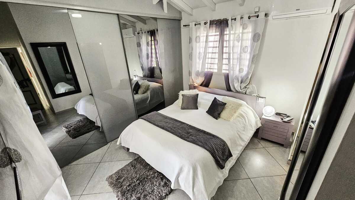 Villa 6 pers. Sainte-Anne : piscine privée & terrasse - Photo 25